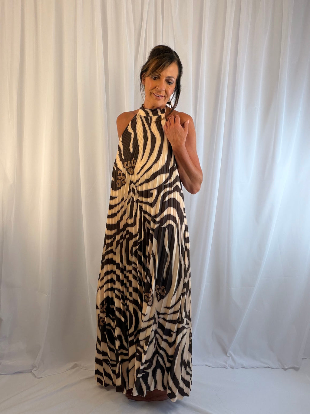 Victoria LUXE special edition pleated maxi