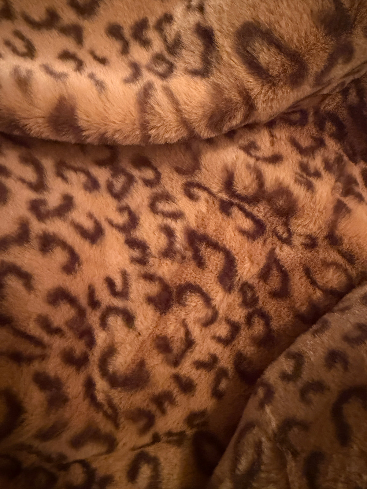 Lena the leopard faux fur gilet