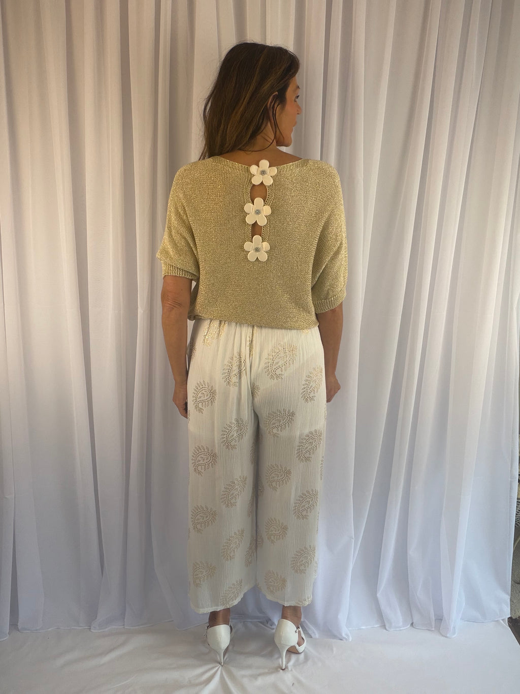 Arabian gold paisley print cropped trousers