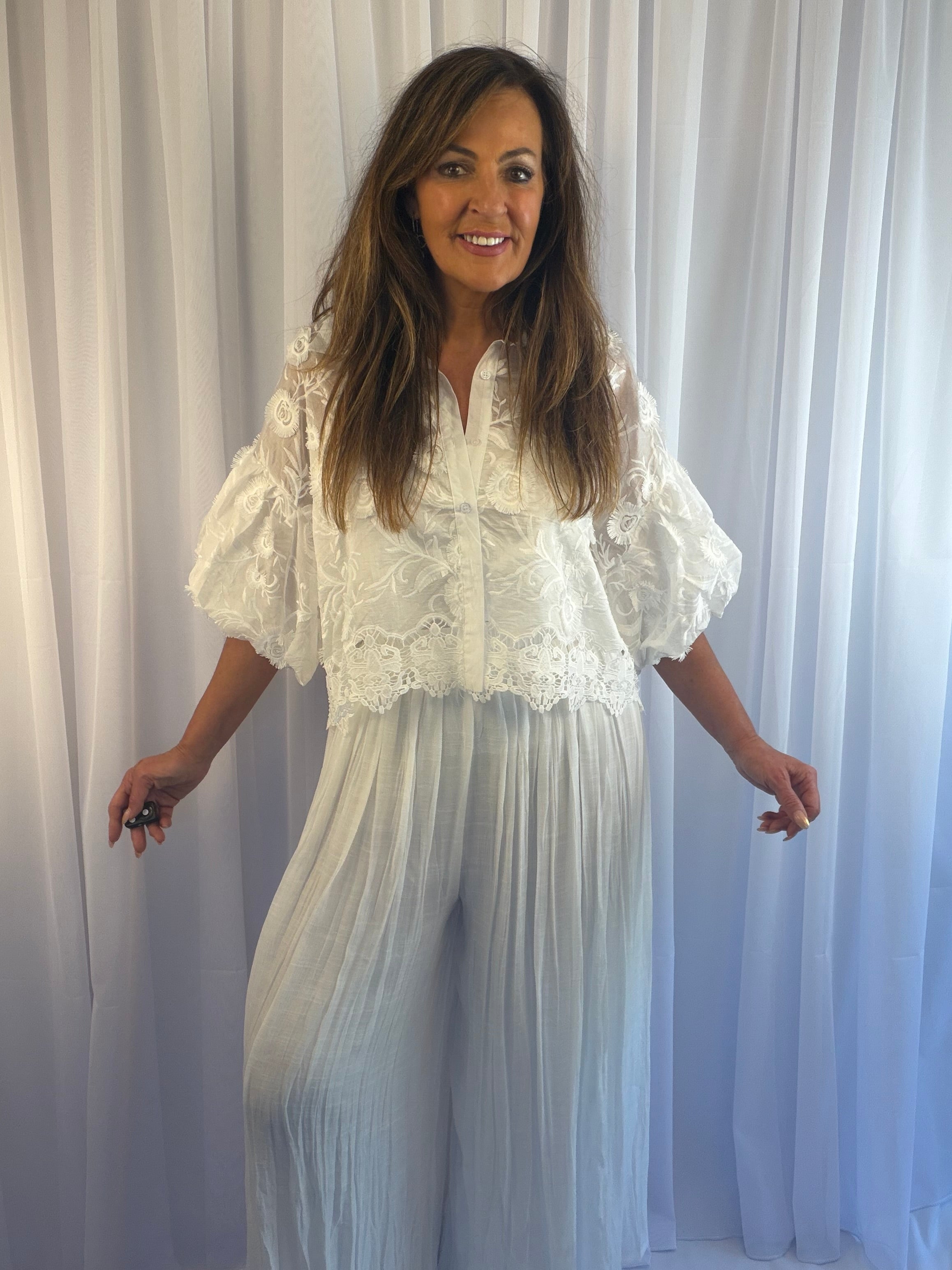 Lucy- Lou lace puffed sleeve luxe blouse