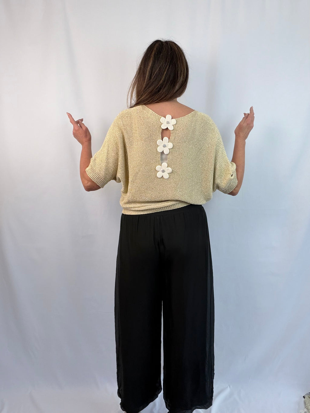 Gold luxe daisy diamante back knit