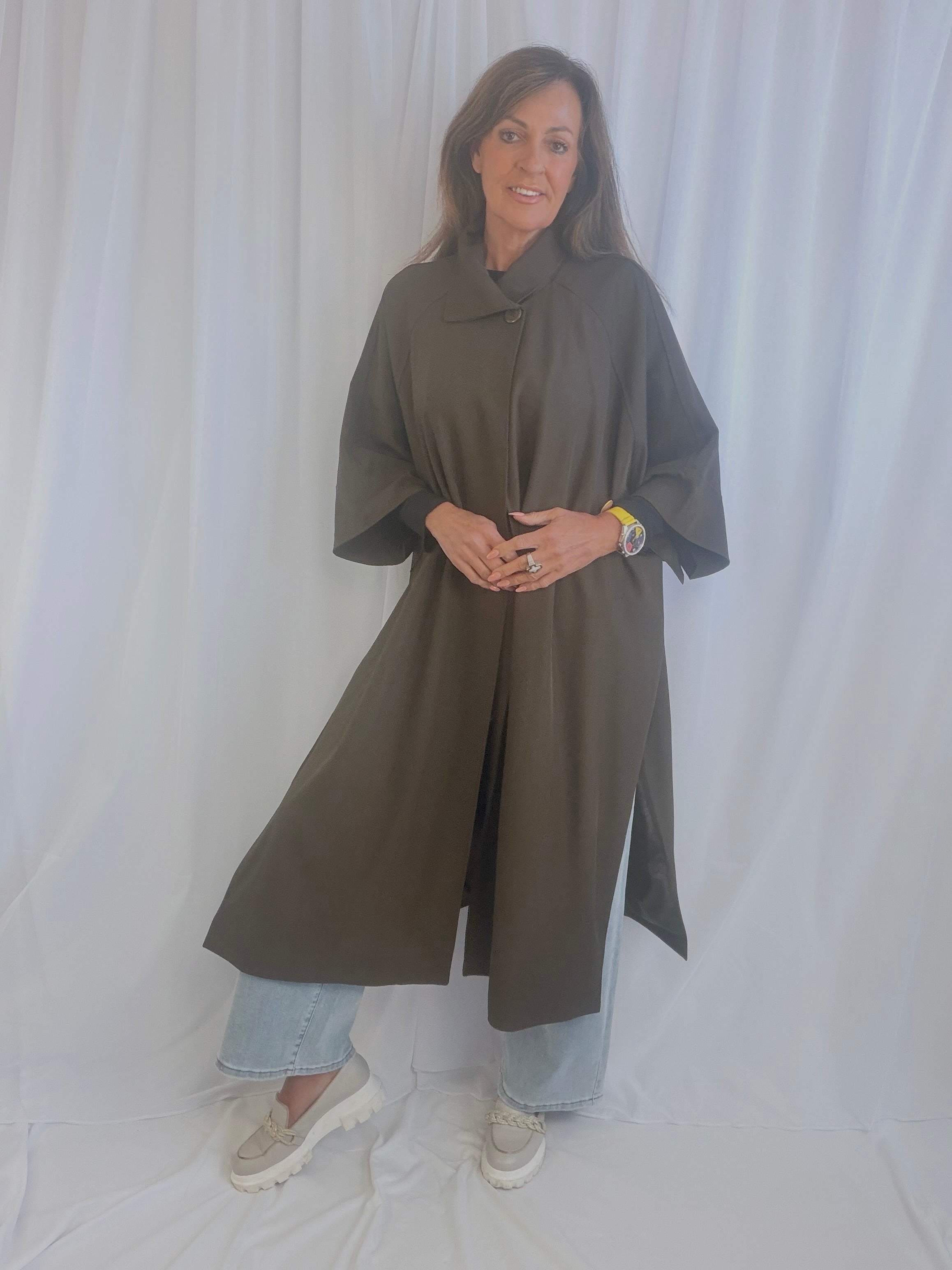 Isla - LUXE-coat special edition with split sides.