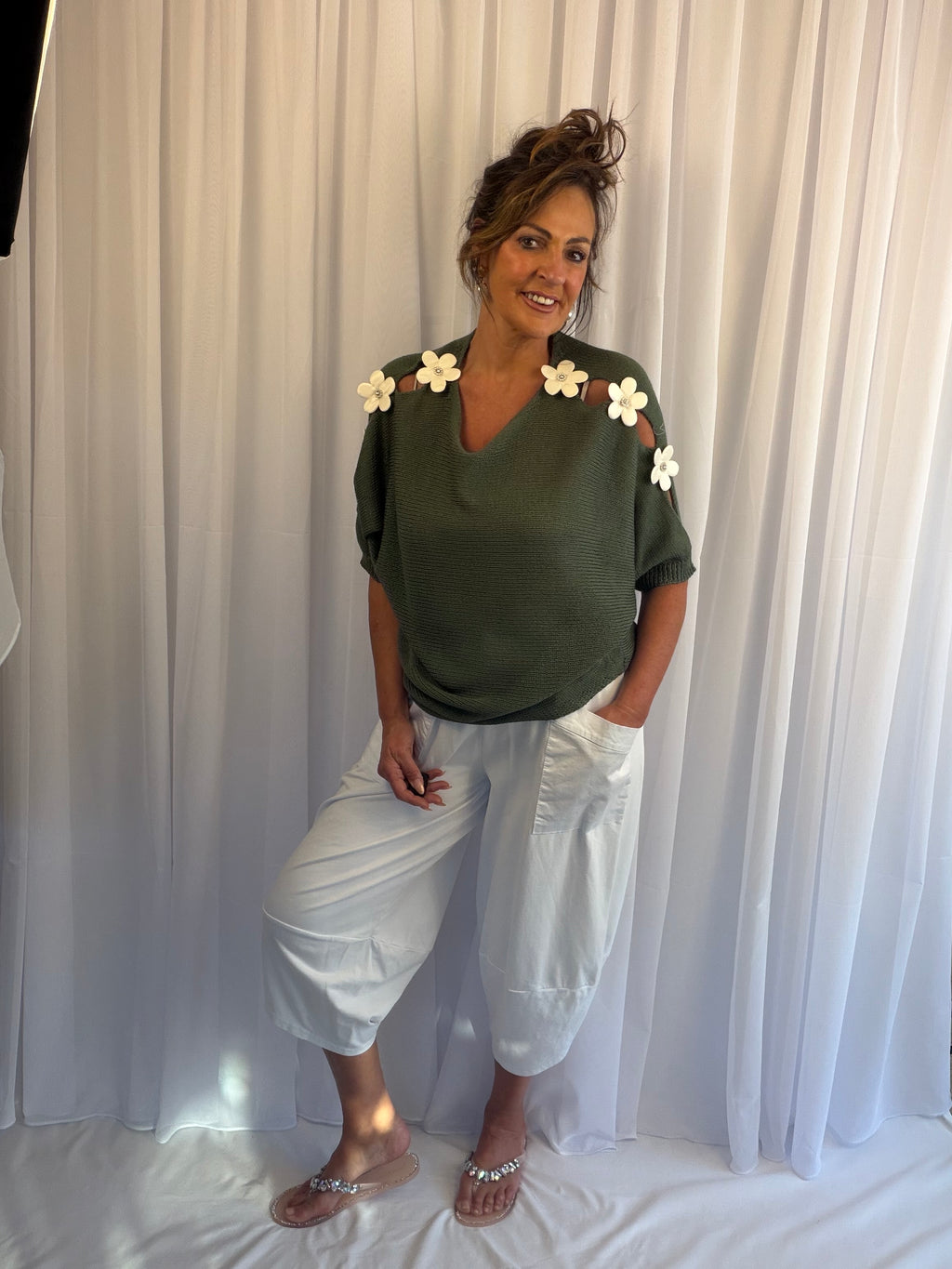 Daisy diamante luxe khaki or pink Cold-shoulder knit