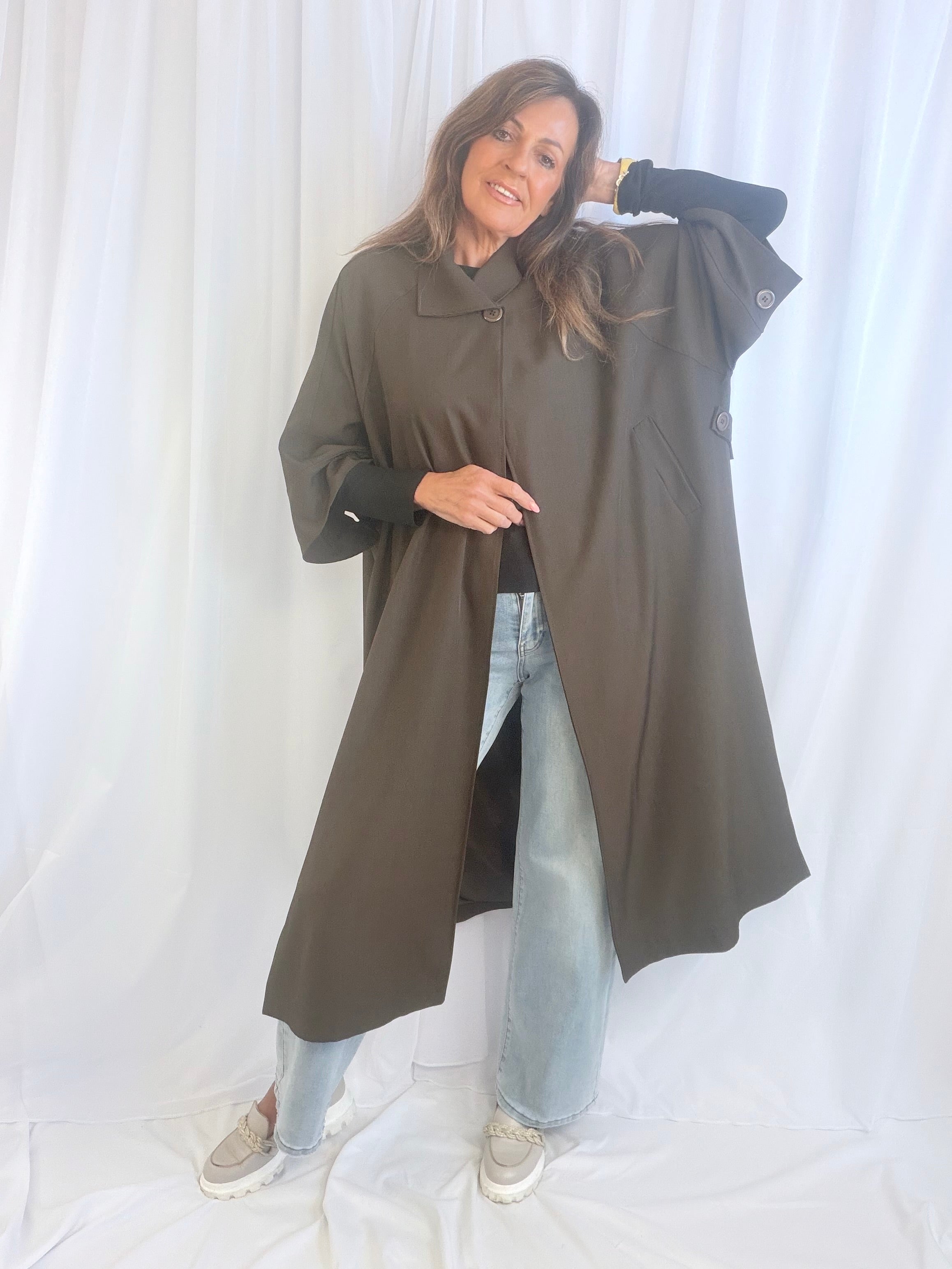 Isla - LUXE-coat special edition with split sides.