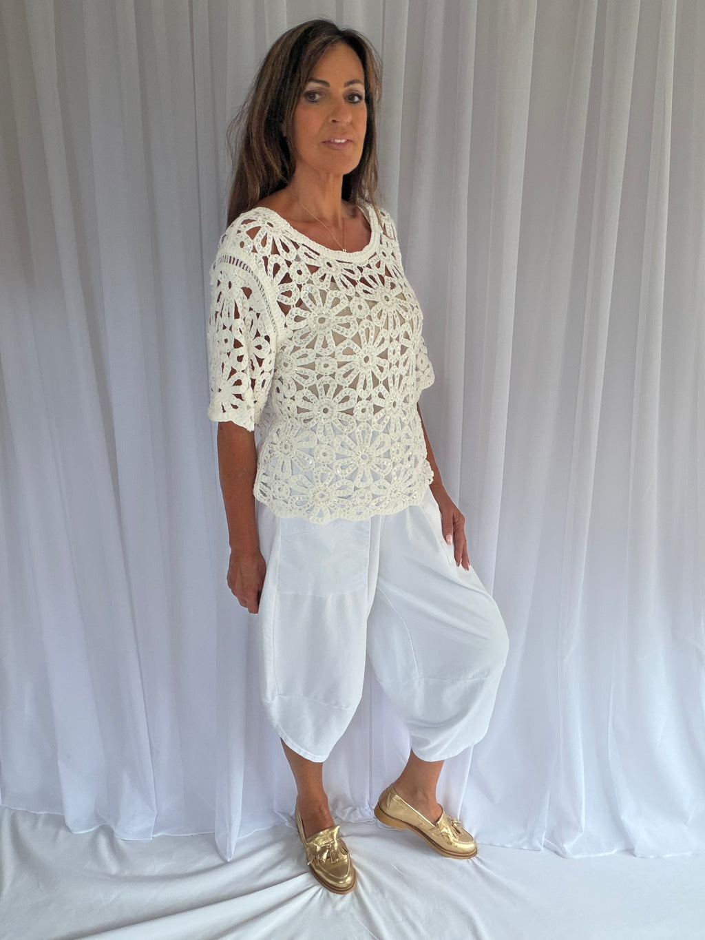 Demi daisy 3/4 top