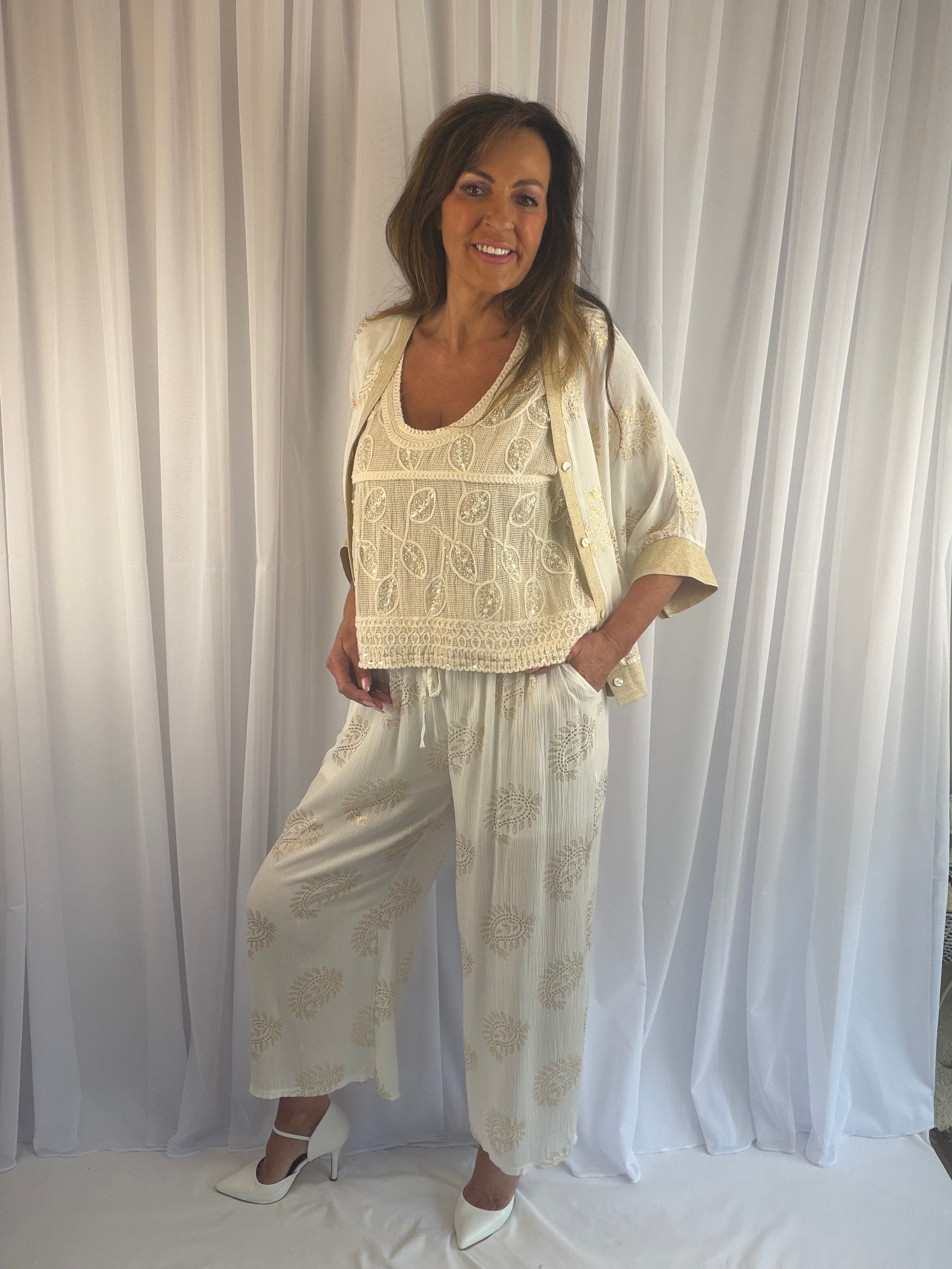 Arabian gold paisley print cropped trousers