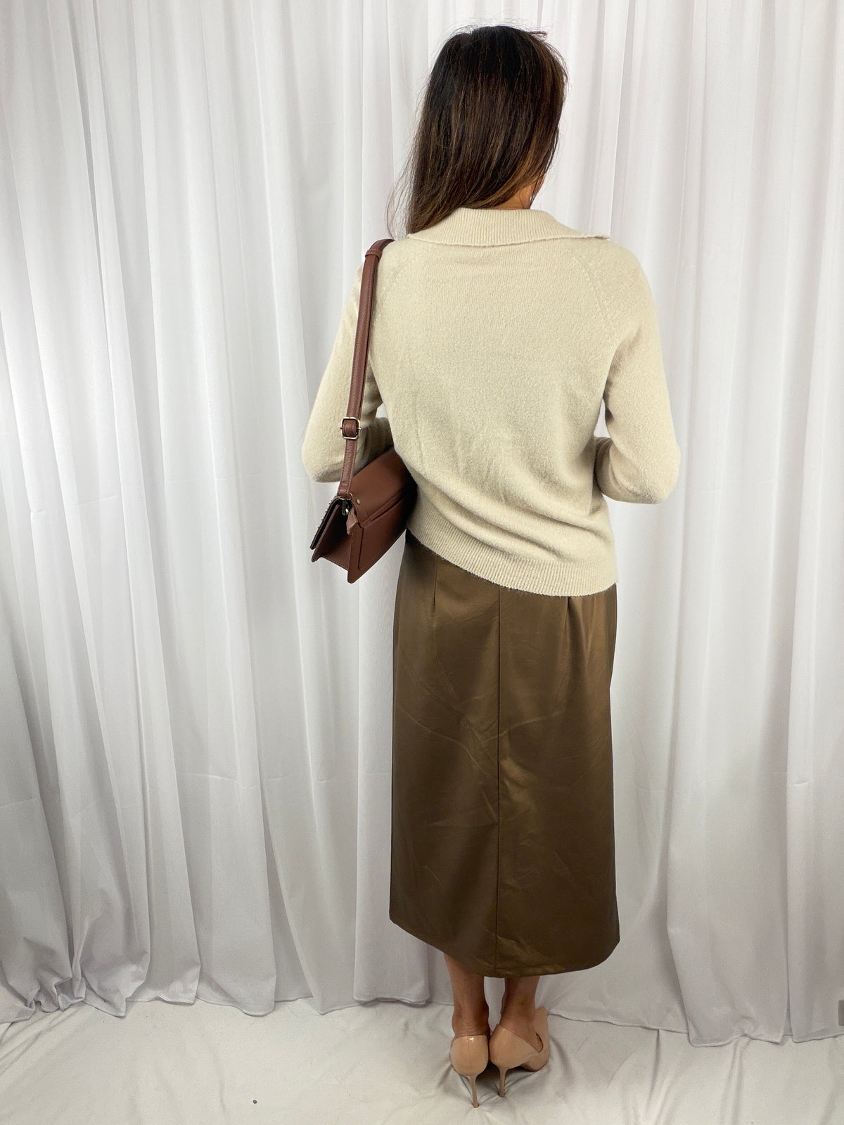 Elisa easy wear V neck collar jumper