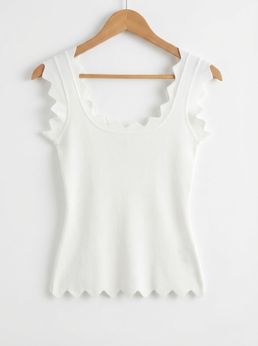 Scarlett Scallop Top