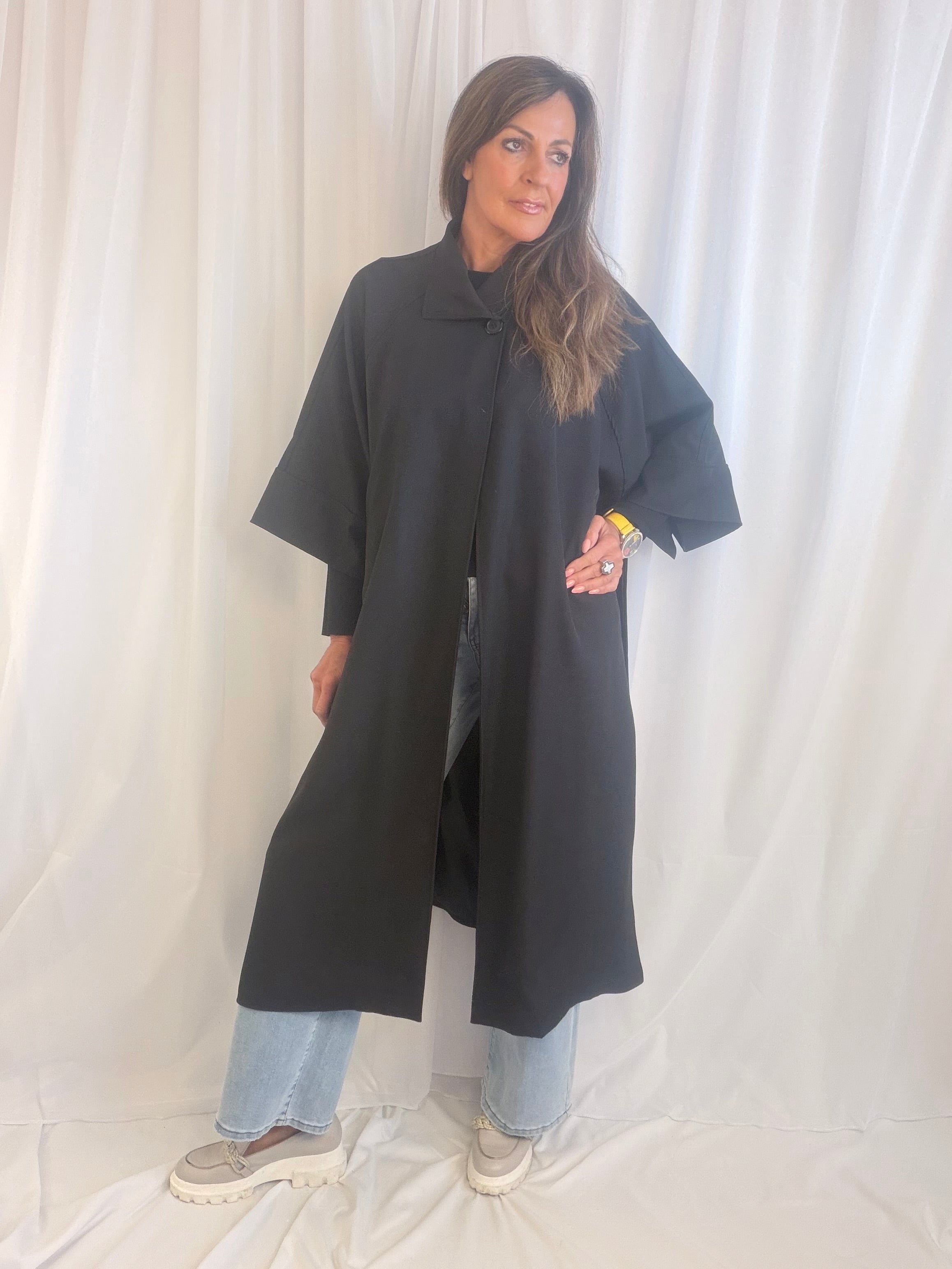 Isla - LUXE-coat special edition with split sides.