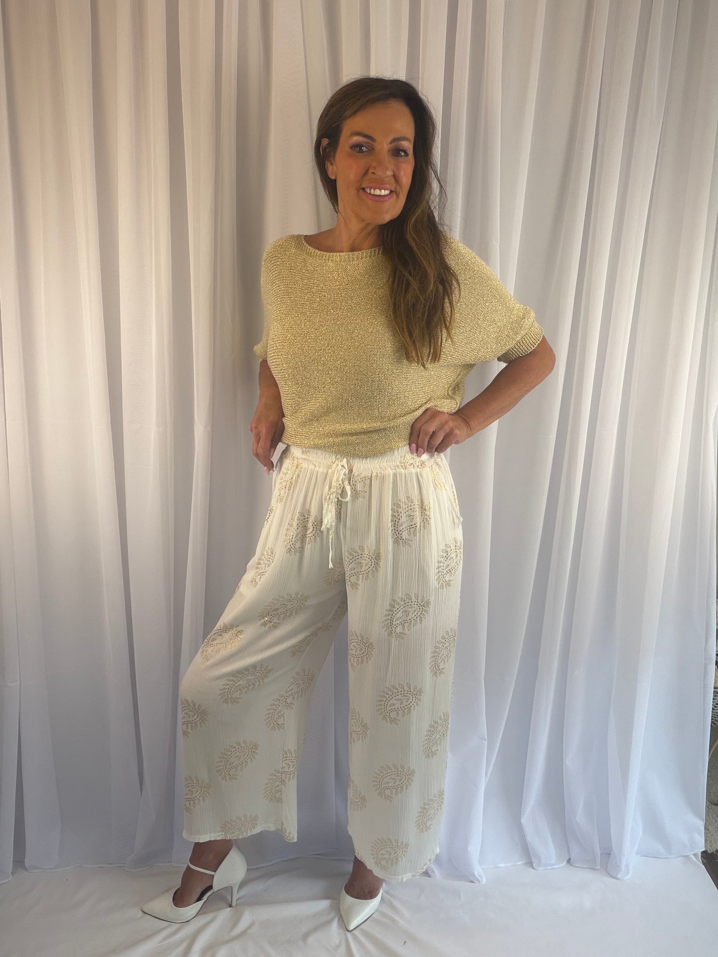 Arabian gold paisley print cropped trousers