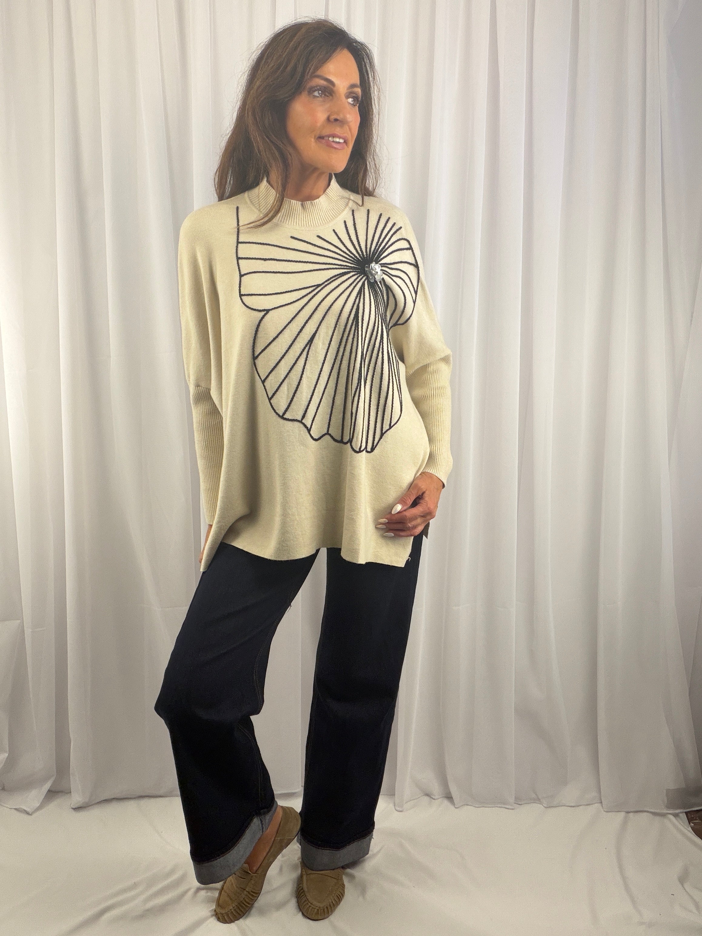Lily Luxe Flower Jumper — Free Size