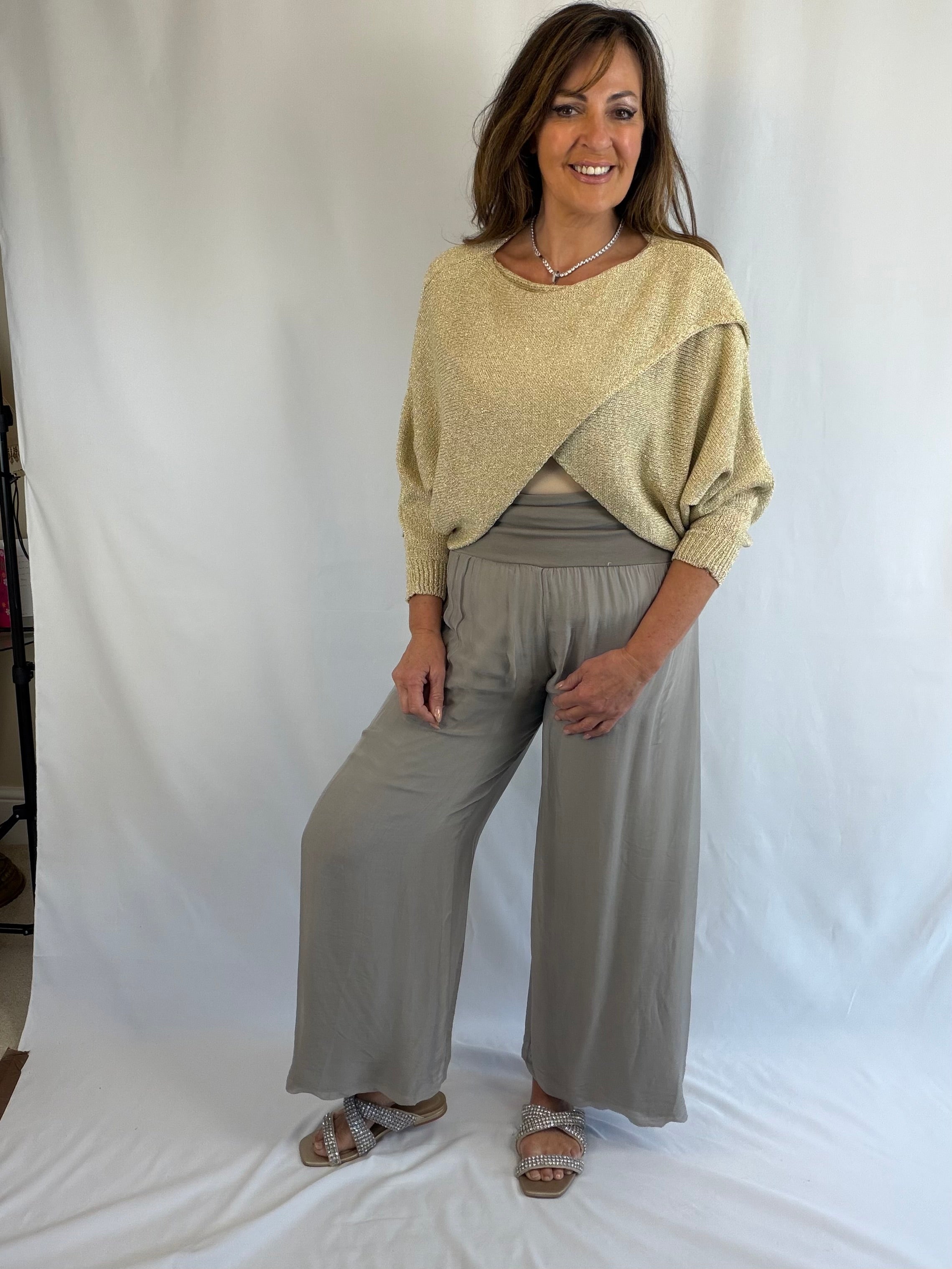 Silky trousers